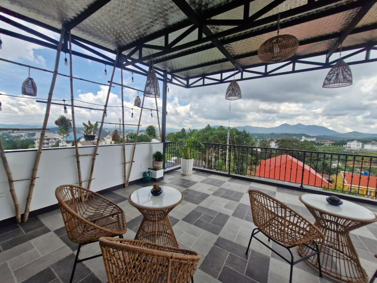 Hill Top Homestay ดาลัด ภายนอก รูปภาพ